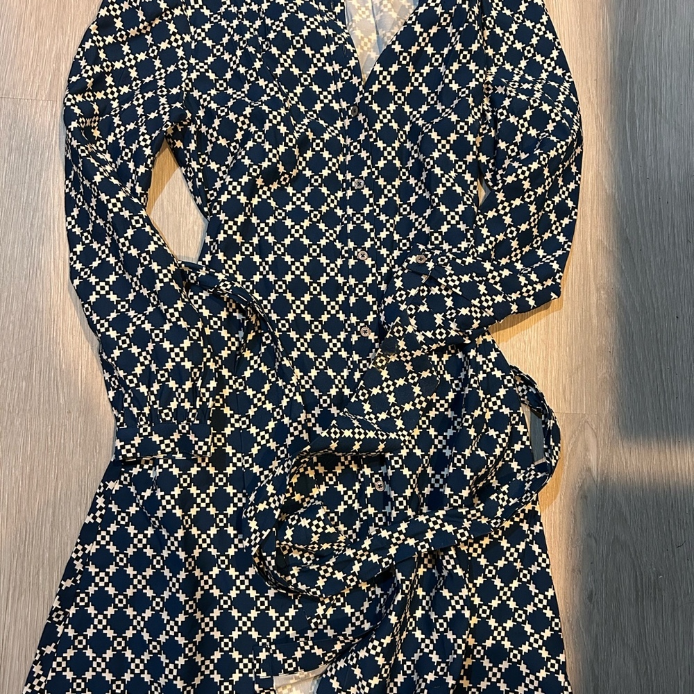 Womens Untuckit Dress Size 8